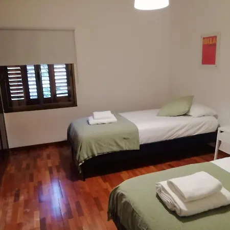 Estupenda Con Piscina 5 Minutos Centro Prohibido Fiestas Villa